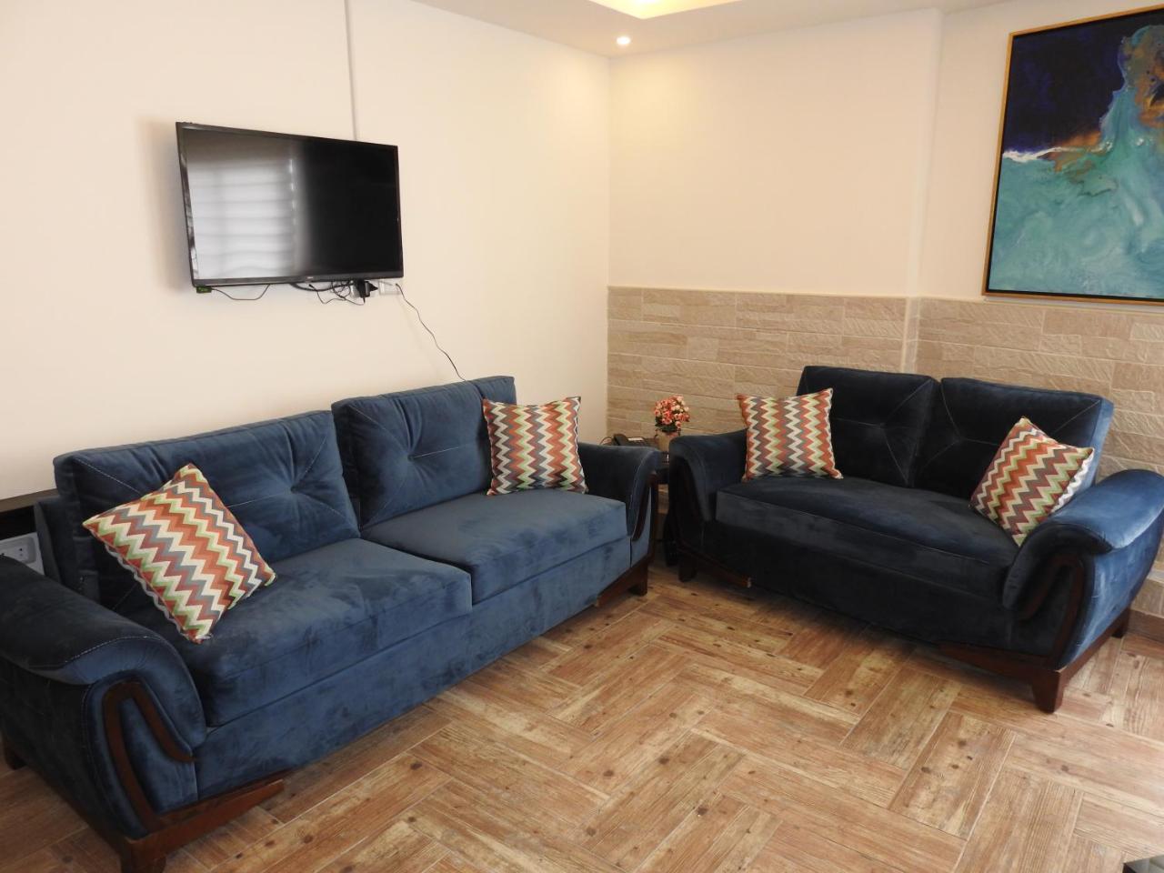 London Bridge Hotel Amman Bagian luar foto