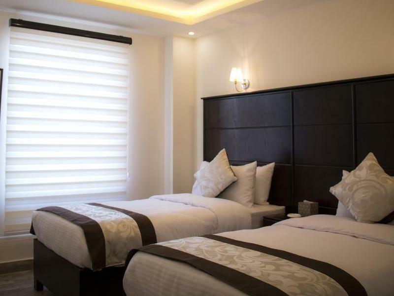 London Bridge Hotel Amman Bagian luar foto
